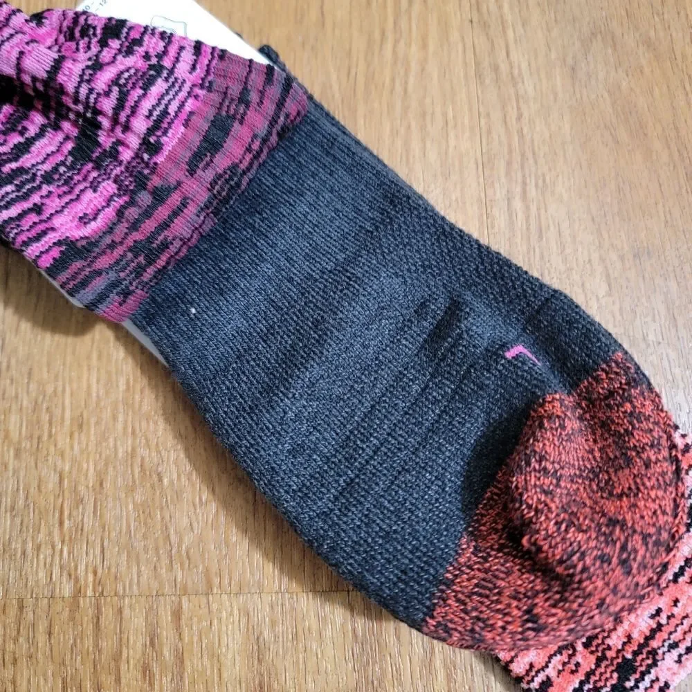 Nike Elite Kay Yow Basketball Crew Socks Size Large L Black Pink Ombre Swoosh